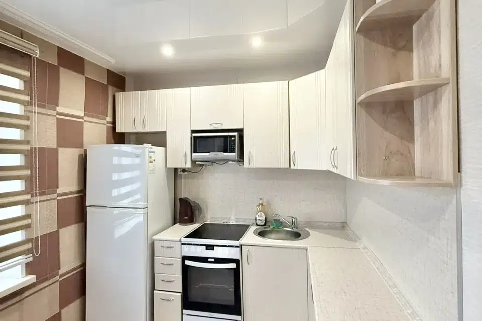 Продаётся 1-комнатная квартира, 42.3 м²