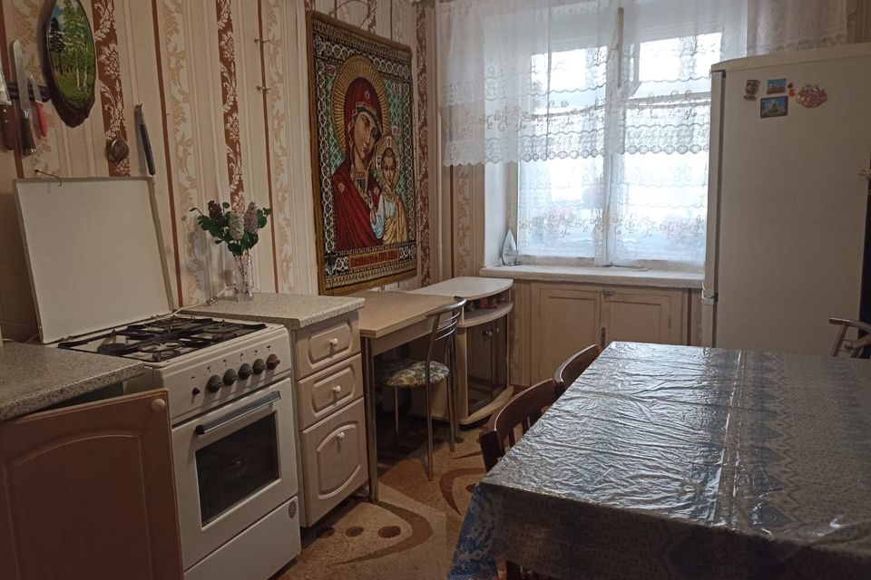 Продаётся 1-комнатная квартира, 37 м²
