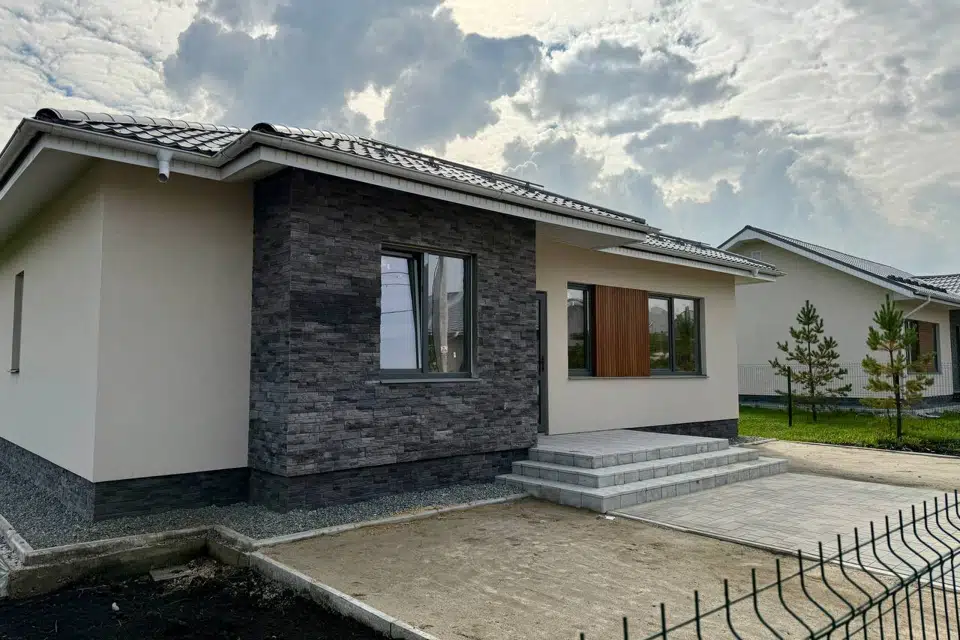 Продаётся 1-этажный дом, 135.4 м²