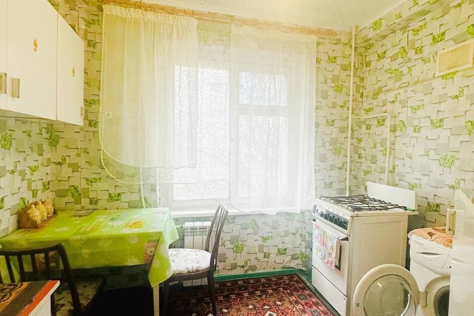Продаётся 1-комнатная квартира, 33 м²
