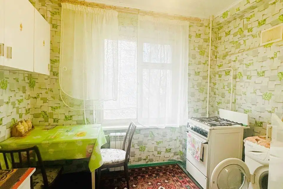Продаётся 1-комнатная квартира, 33 м²