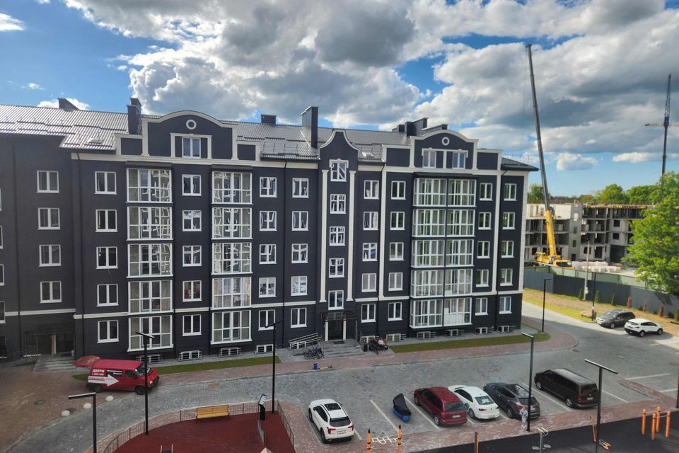 Продаётся 3-комнатная квартира, 88.9 м²