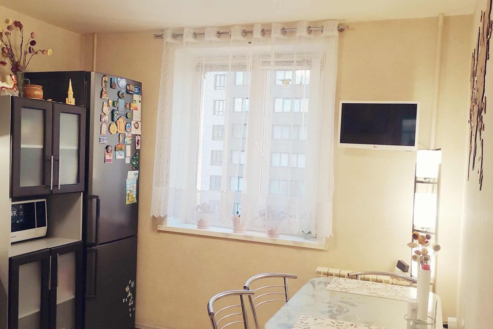 Продаётся 3-комнатная квартира, 71.7 м²