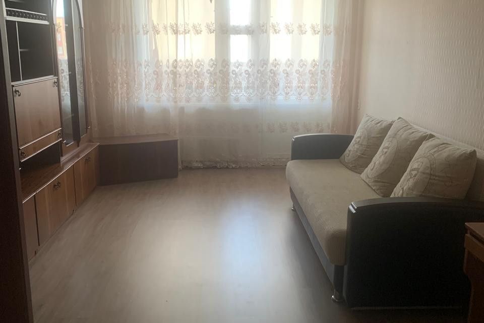 Продаётся 2-комнатная квартира, 57.7 м²