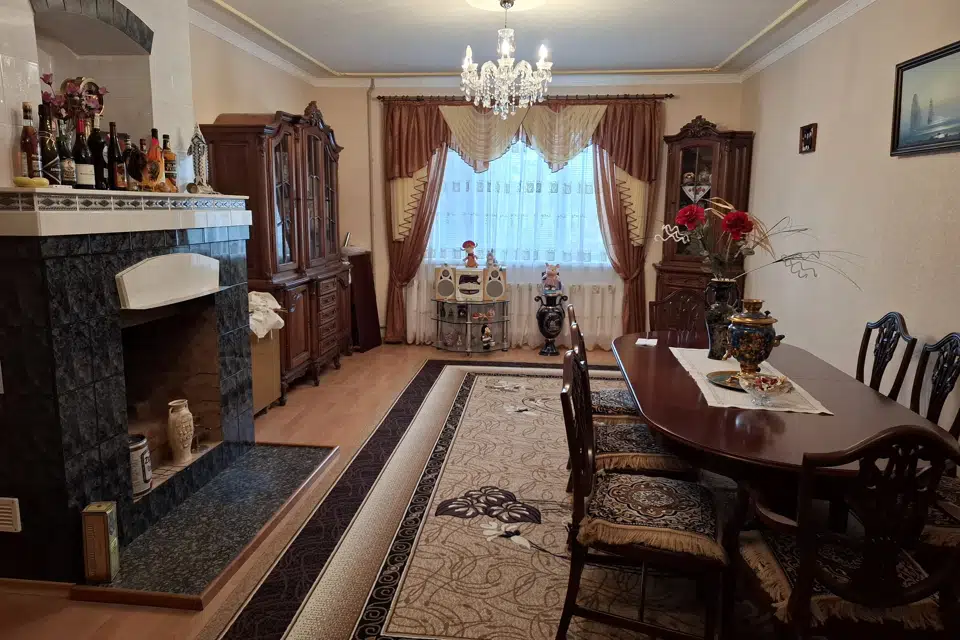 Продаётся 2-этажный дом, 312 м²