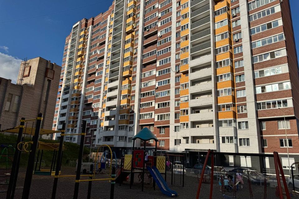 Продаётся 2-комнатная квартира, 53.2 м²