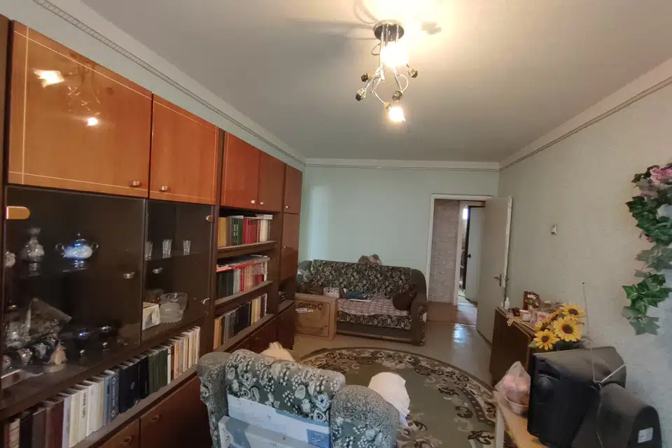 Продаётся 4-комнатная квартира, 88.2 м²