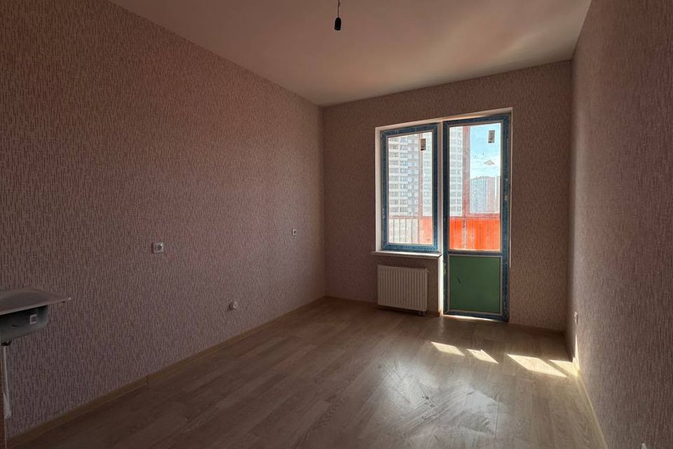 Продаётся 1-комнатная квартира, 42 м²