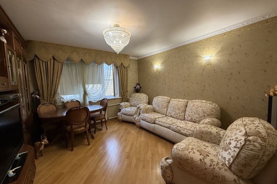 Продаётся 2-комнатная квартира, 60 м²