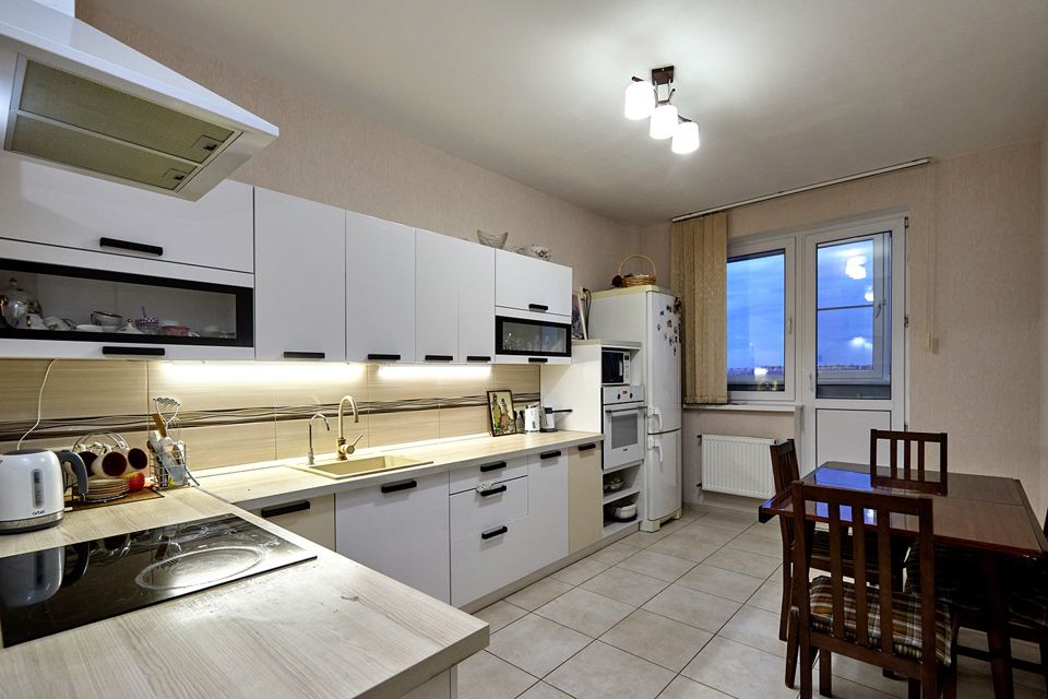 Продаётся 3-комнатная квартира, 96.3 м²