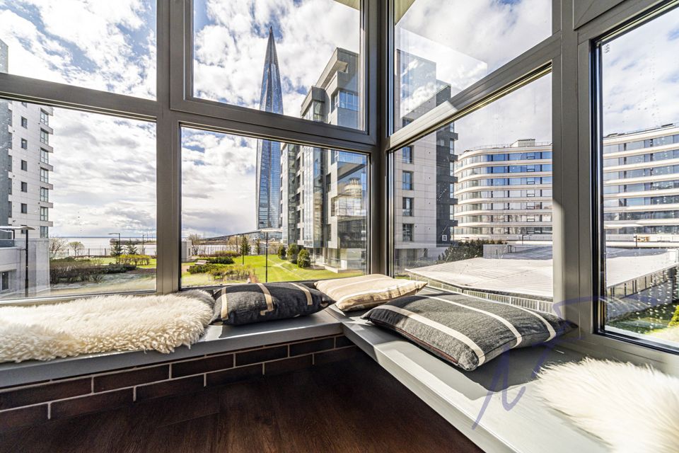 Продаётся 2-комнатная квартира, 57 м²