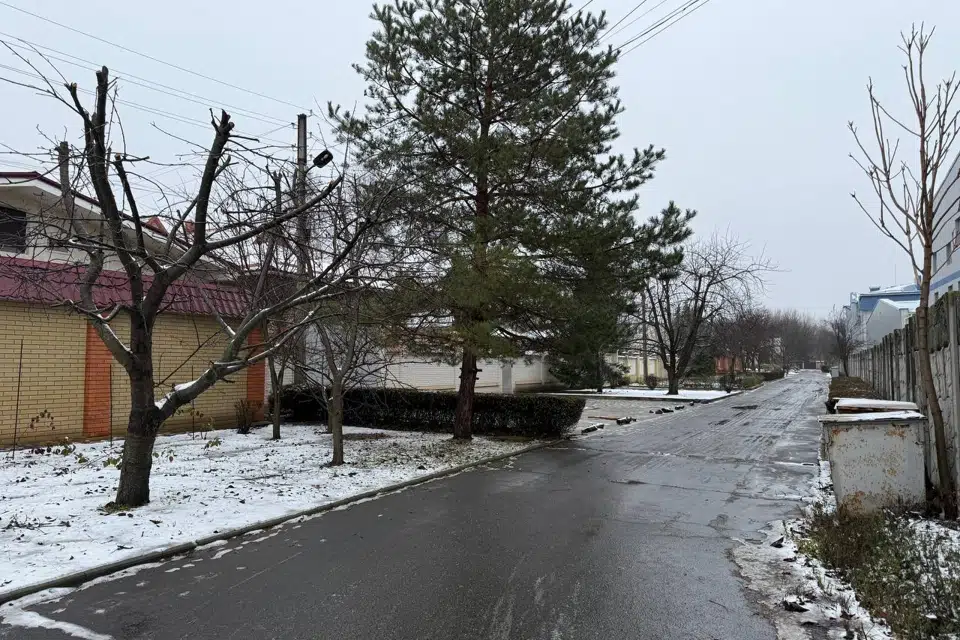 Продаётся участок, 10 сот., ИЖС