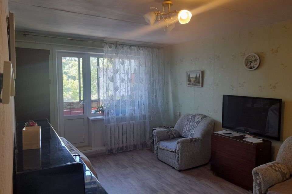 Продаётся 3-комнатная квартира, 60.2 м²