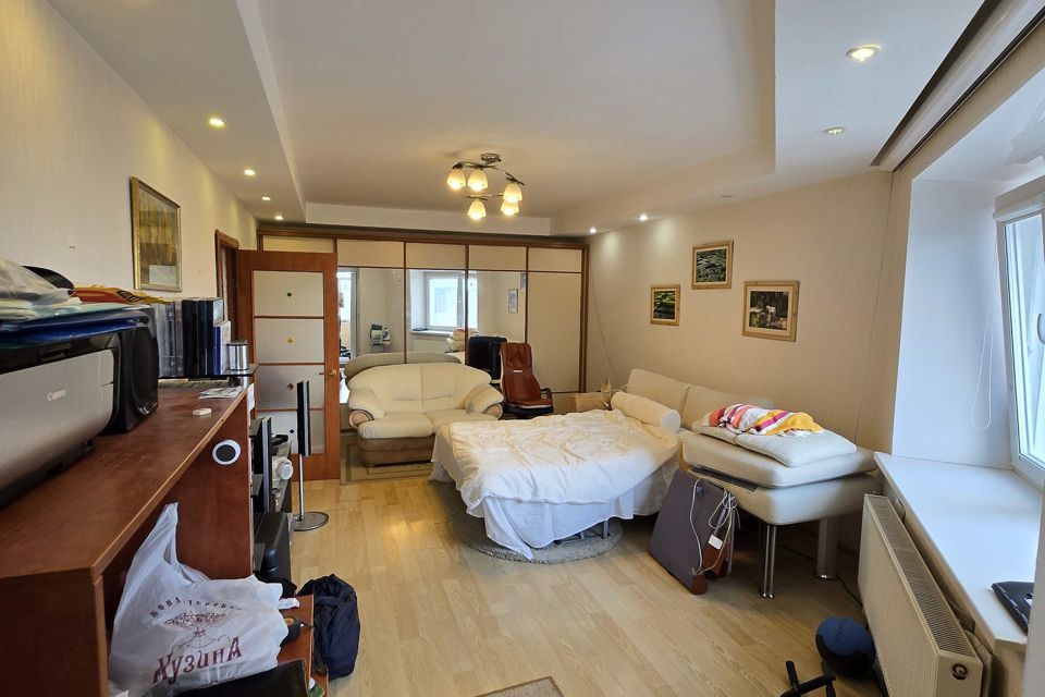 Продаётся 1-комнатная квартира, 48.2 м²