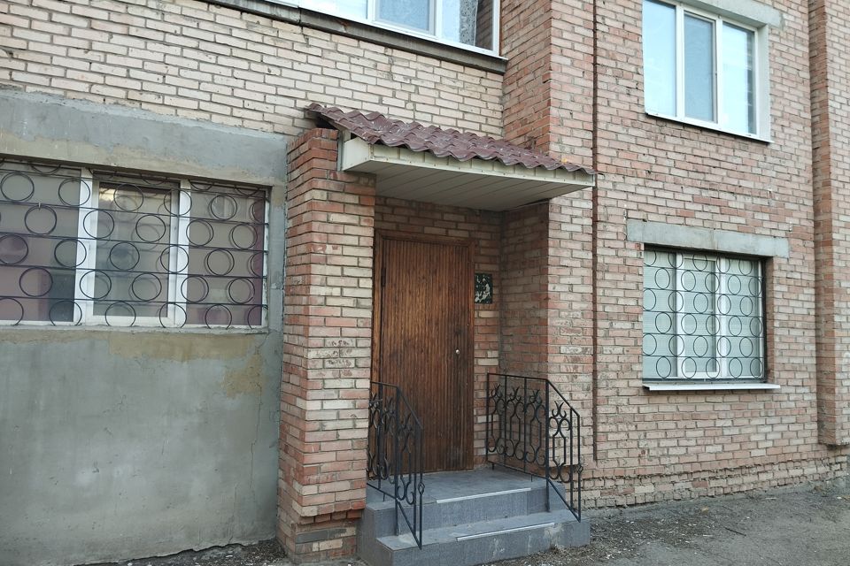 Продаётся 1-комнатная квартира, 37 м²