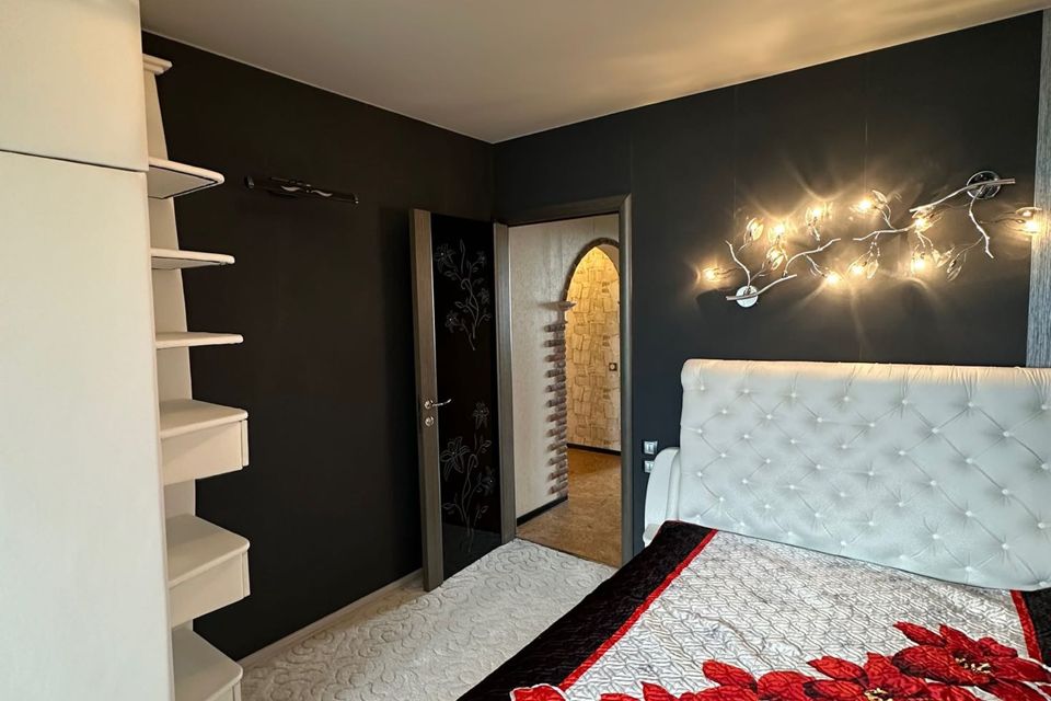 Продаётся 3-комнатная квартира, 65.2 м²