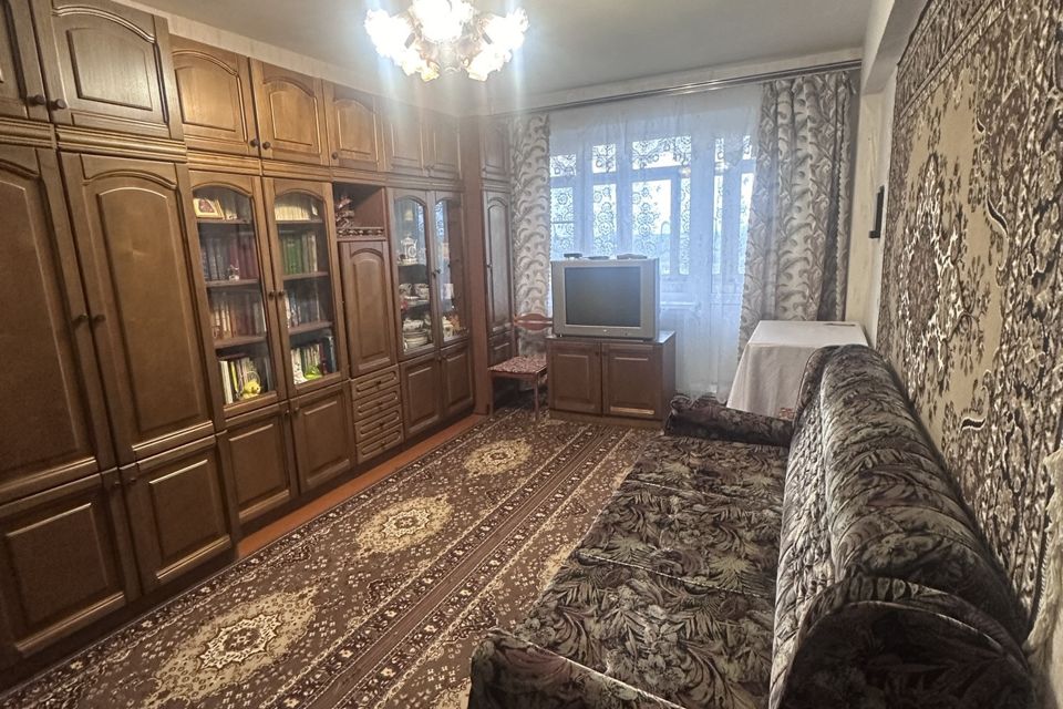 Продаётся 3-комнатная квартира, 61.9 м²