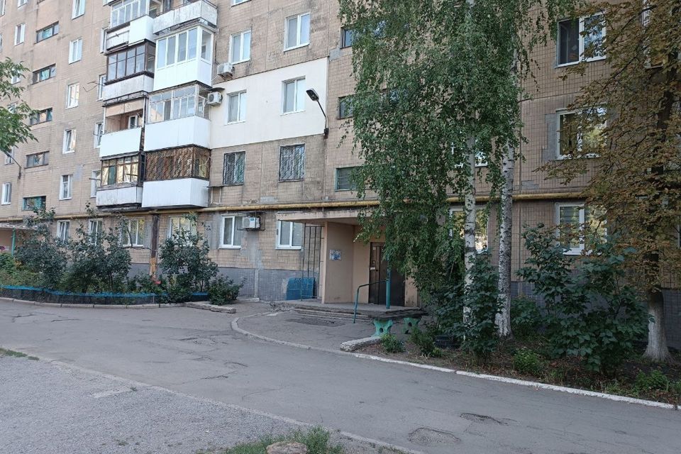 Продаётся 3-комнатная квартира, 62 м²
