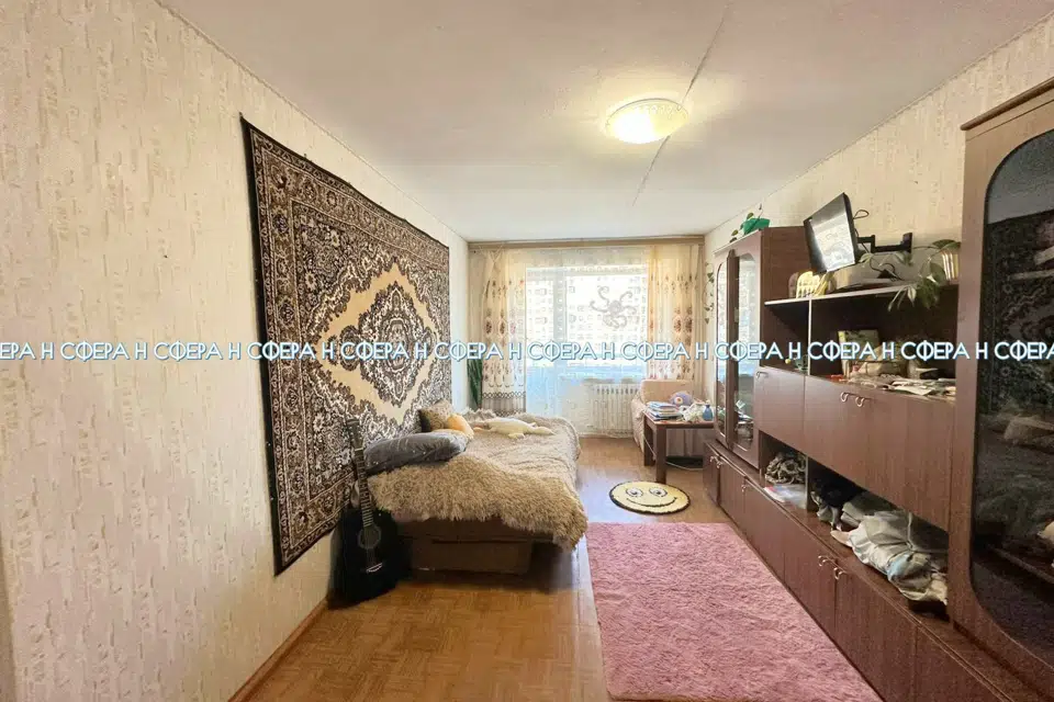 Продаётся 1-комнатная квартира, 43.2 м²