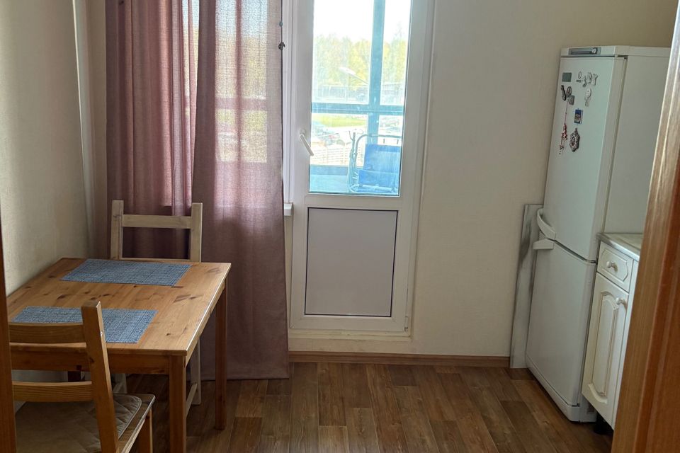 Продаётся 1-комнатная квартира, 38 м²