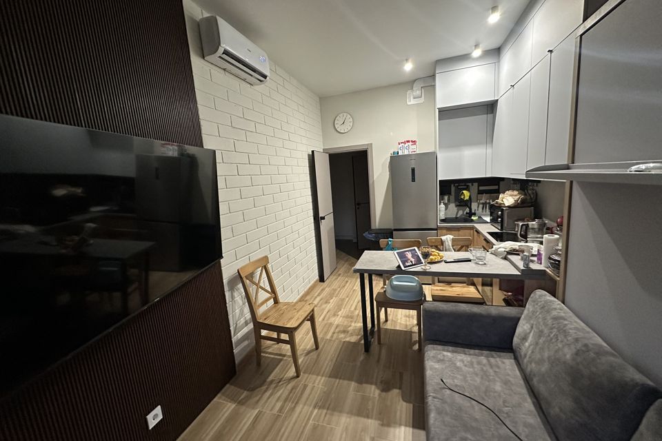 Продаётся 1-комнатная квартира, 37.2 м²