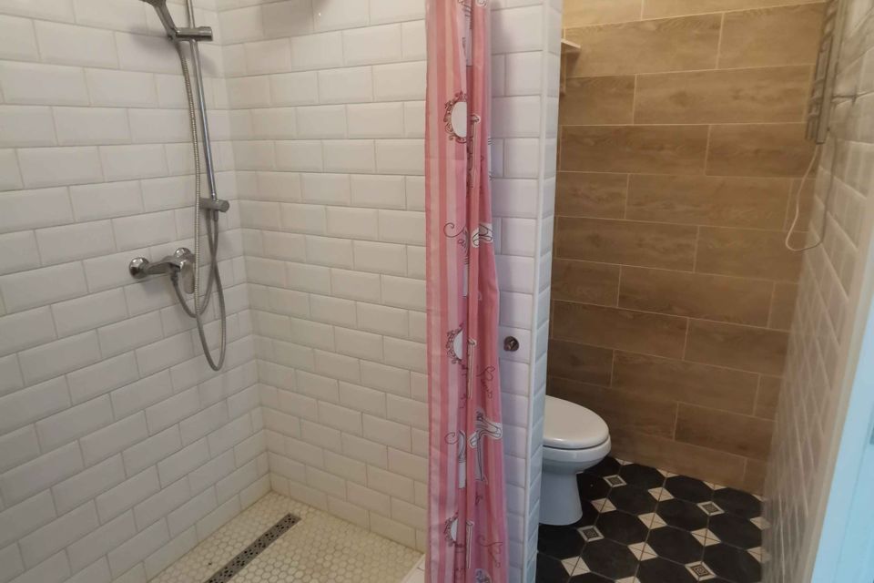 Продаётся 2-комнатная квартира, 55.5 м²
