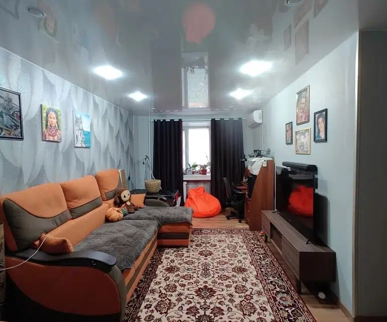 Продаётся 3-комнатная квартира, 56 м²