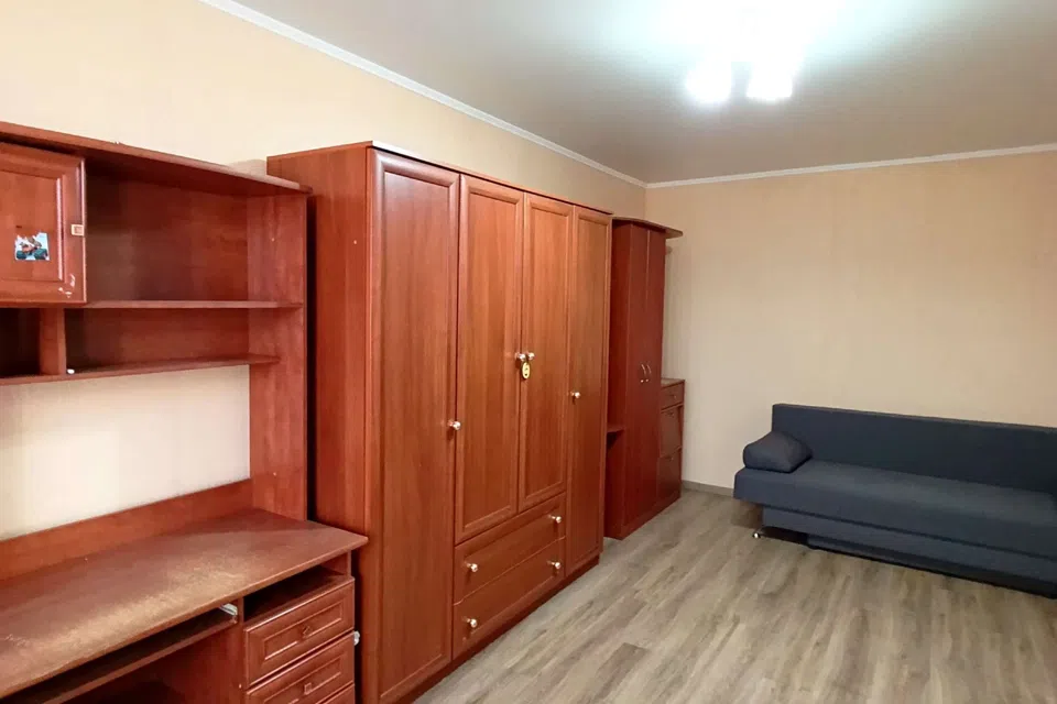 Продаётся 2-комнатная квартира, 42.7 м²