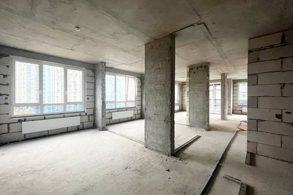 Продаётся 4-комнатная квартира, 92 м²