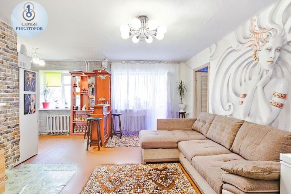 Продаётся 2-комнатная квартира, 42.7 м²