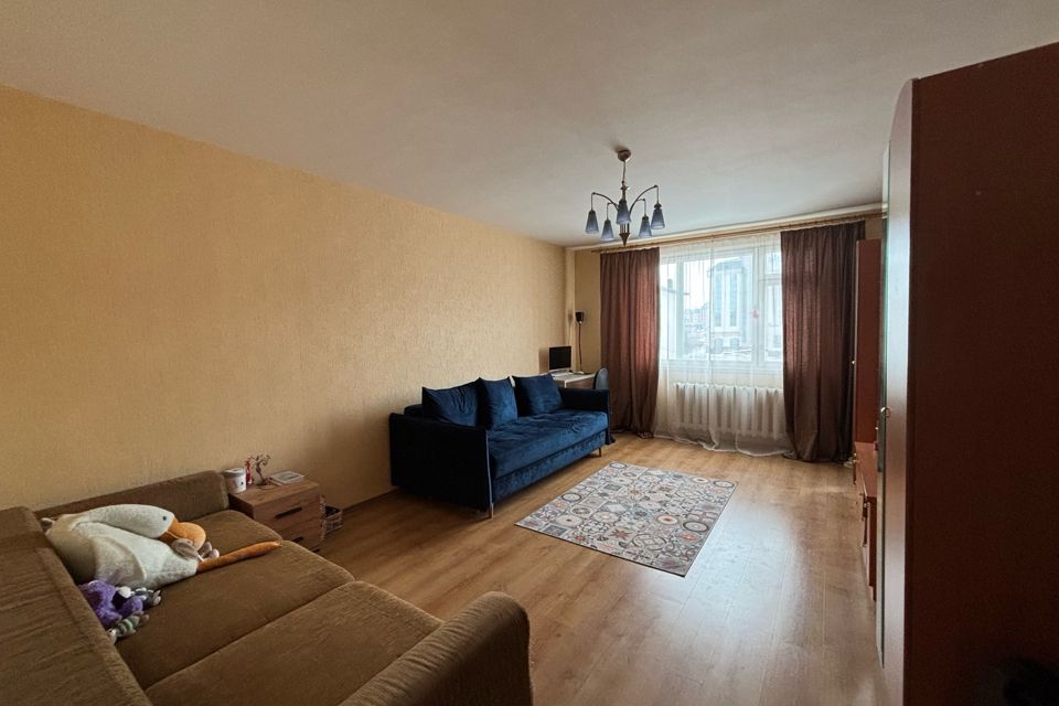 Продаётся 2-комнатная квартира, 67.3 м²