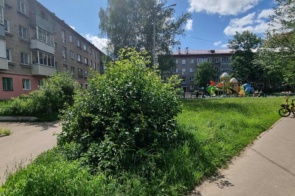 Продаётся 3-комнатная квартира, 54.7 м²