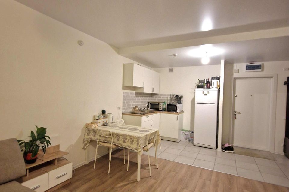 Продаётся 1-комнатная квартира, 41.3 м²