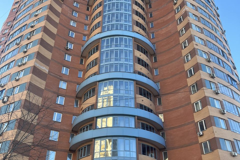 Продаётся 2-комнатная квартира, 82.6 м²