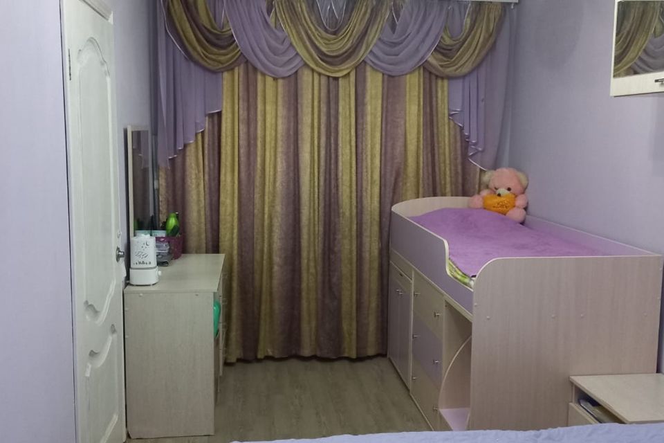 Продаётся 3-комнатная квартира, 56.5 м²