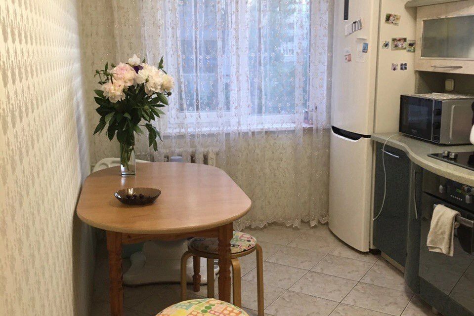 Продаётся 3-комнатная квартира, 64.1 м²