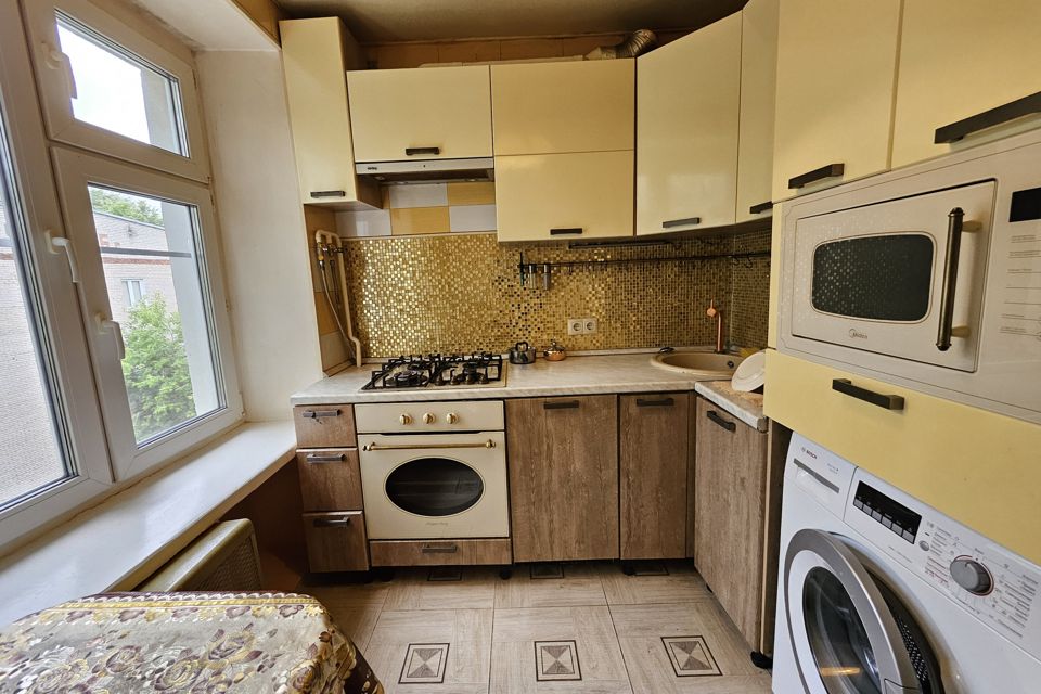 Продаётся 2-комнатная квартира, 42.7 м²