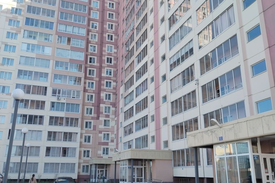 Продаётся 3-комнатная квартира, 64 м²