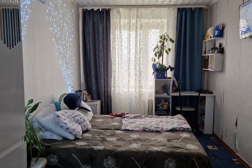 Продаётся комната в 4-комн. квартире, 11.7 м²