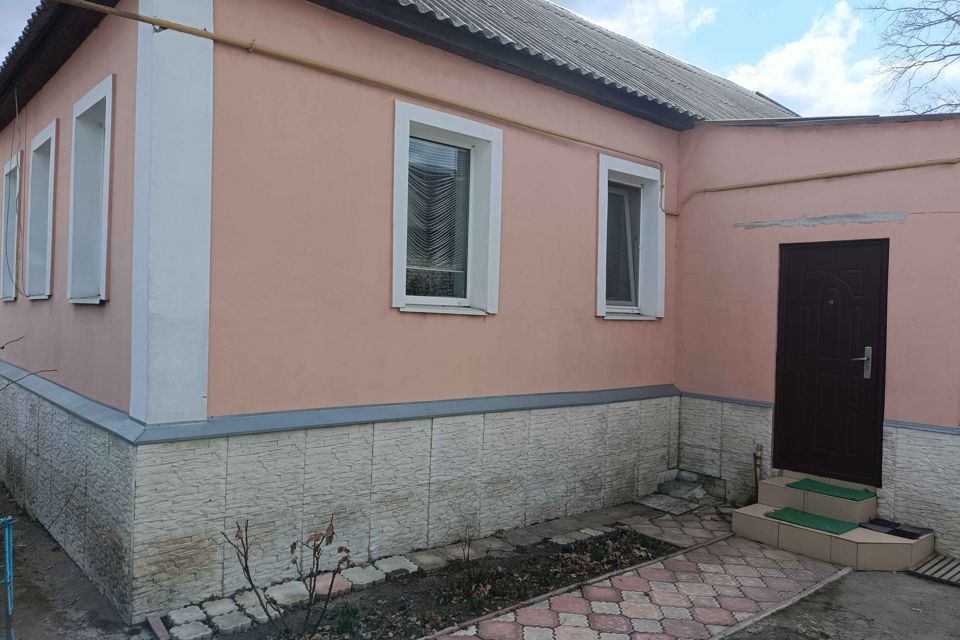 Сдаётся 1-этажный дом, 60 м²