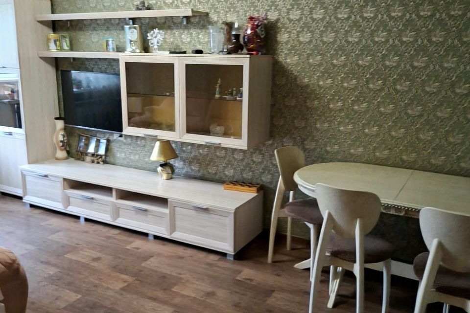Продаётся 3-комнатная квартира, 61.5 м²