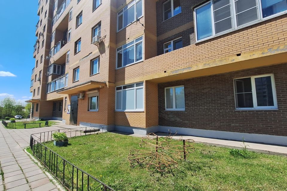 Продаётся 2-комнатная квартира, 63.5 м²