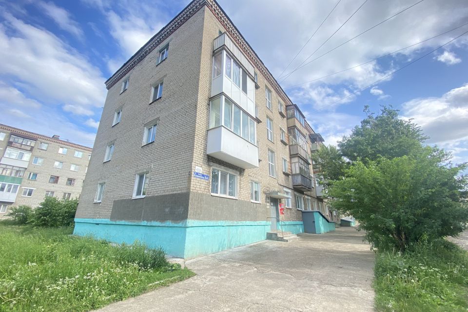 Продаётся 3-комнатная квартира, 54.8 м²