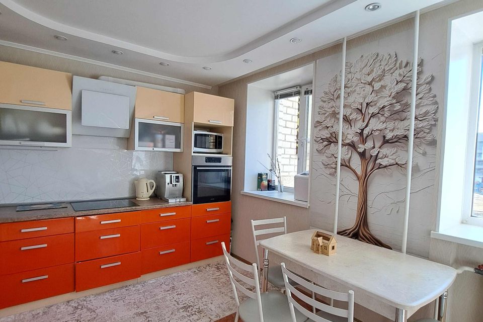 Продаётся 4-комнатная квартира, 75 м²