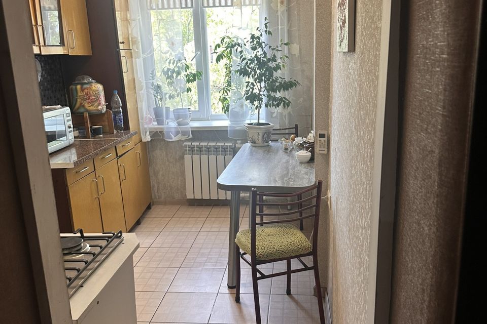 Продаётся 2-комнатная квартира, 43.8 м²