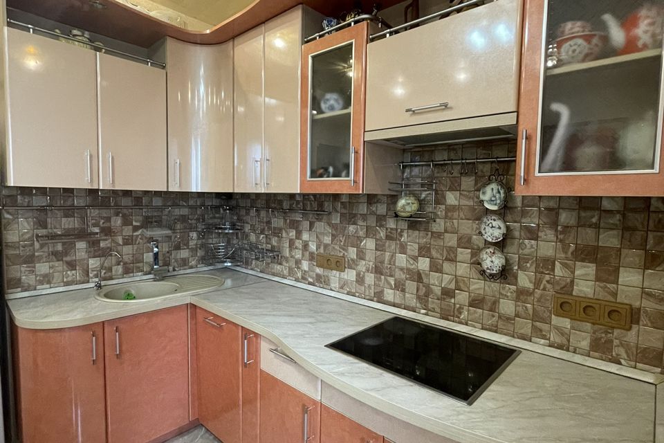 Продаётся 1-комнатная квартира, 45.5 м²