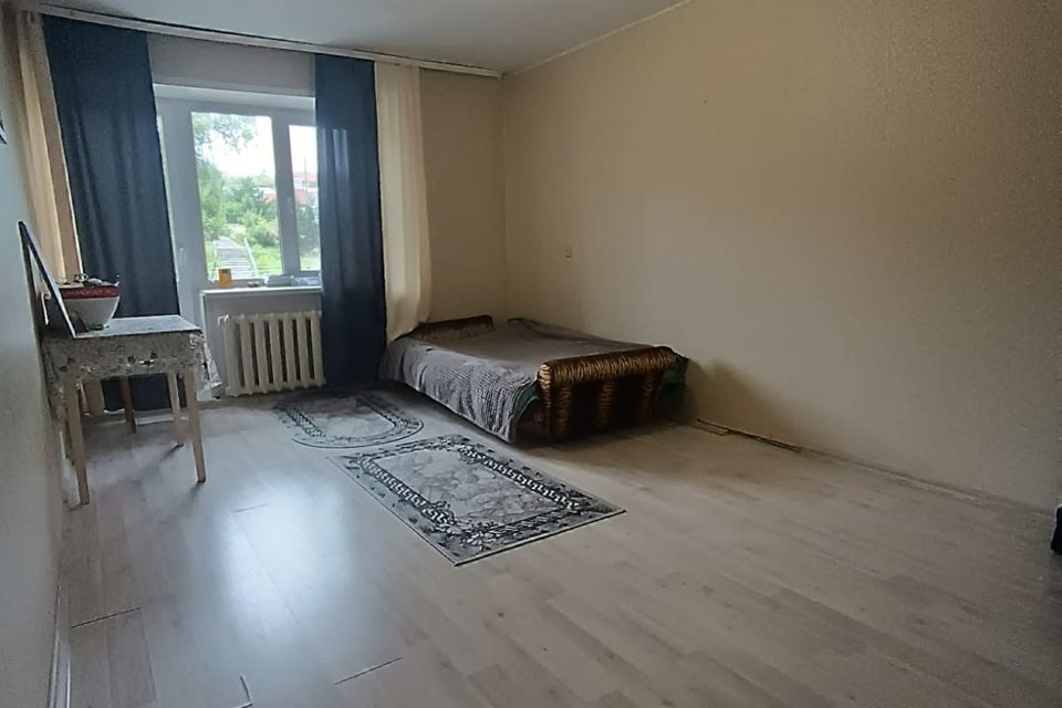 Продаётся 1-комнатная квартира, 33 м²