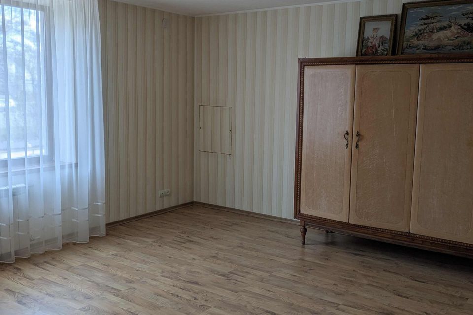 Продаётся 2-этажный дом, 270 м²
