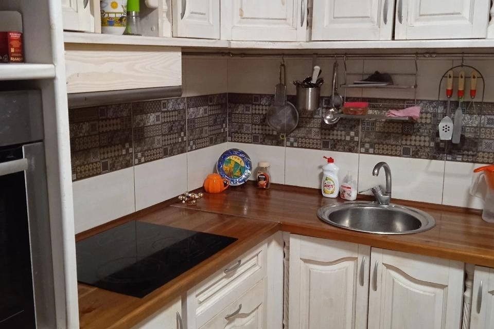 Продаётся 2-комнатная квартира, 56 м²