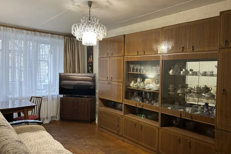 Продаётся 3-комнатная квартира, 56.9 м²